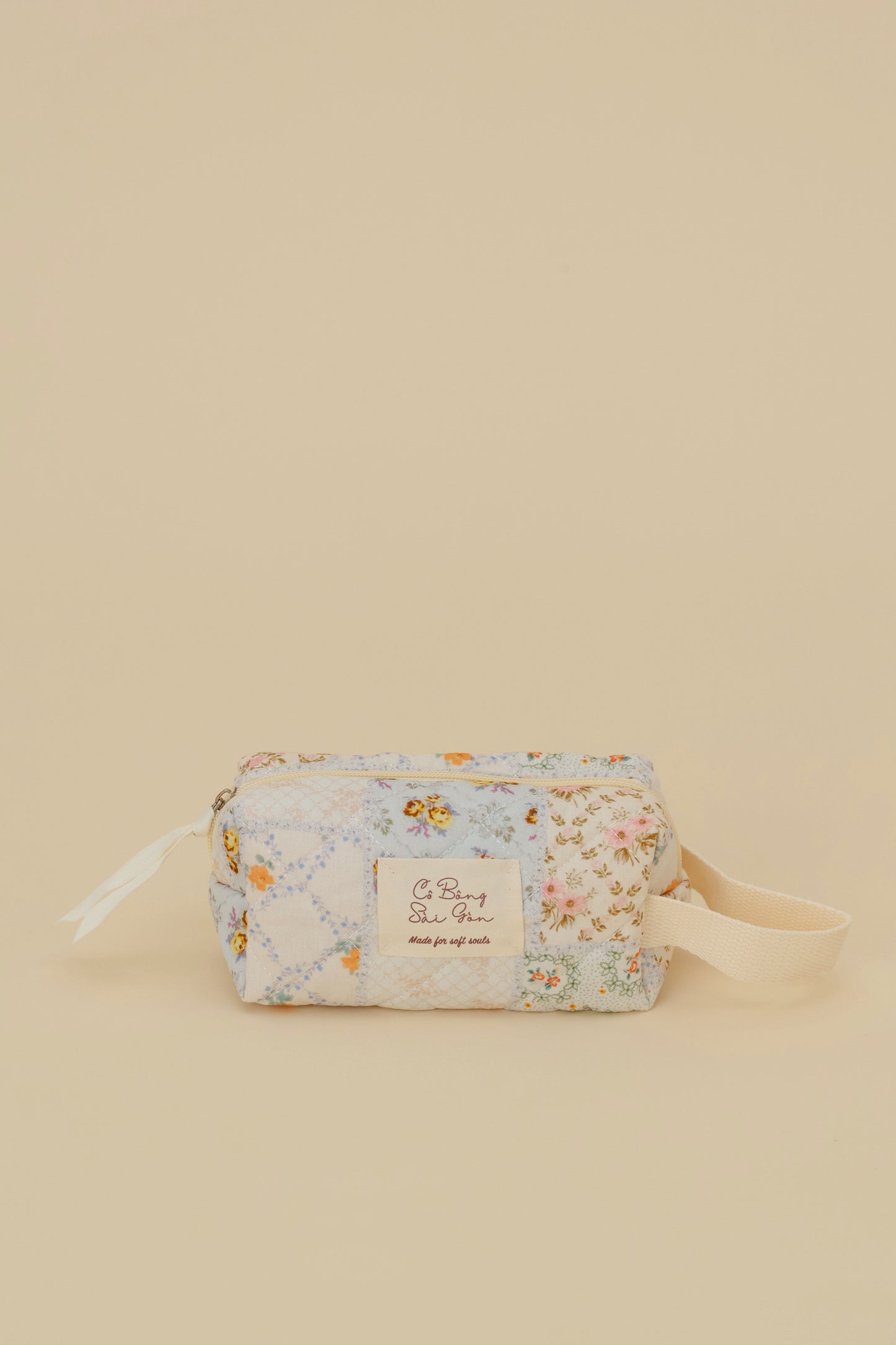 Quilted Vanity Pouch 
In Jardin 𝜗𝜚˚⋆