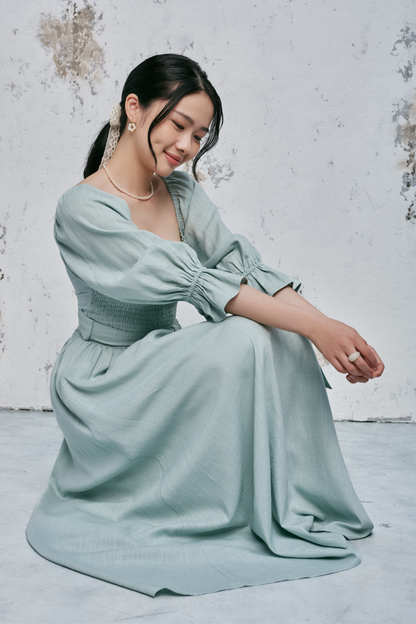 Thea dress