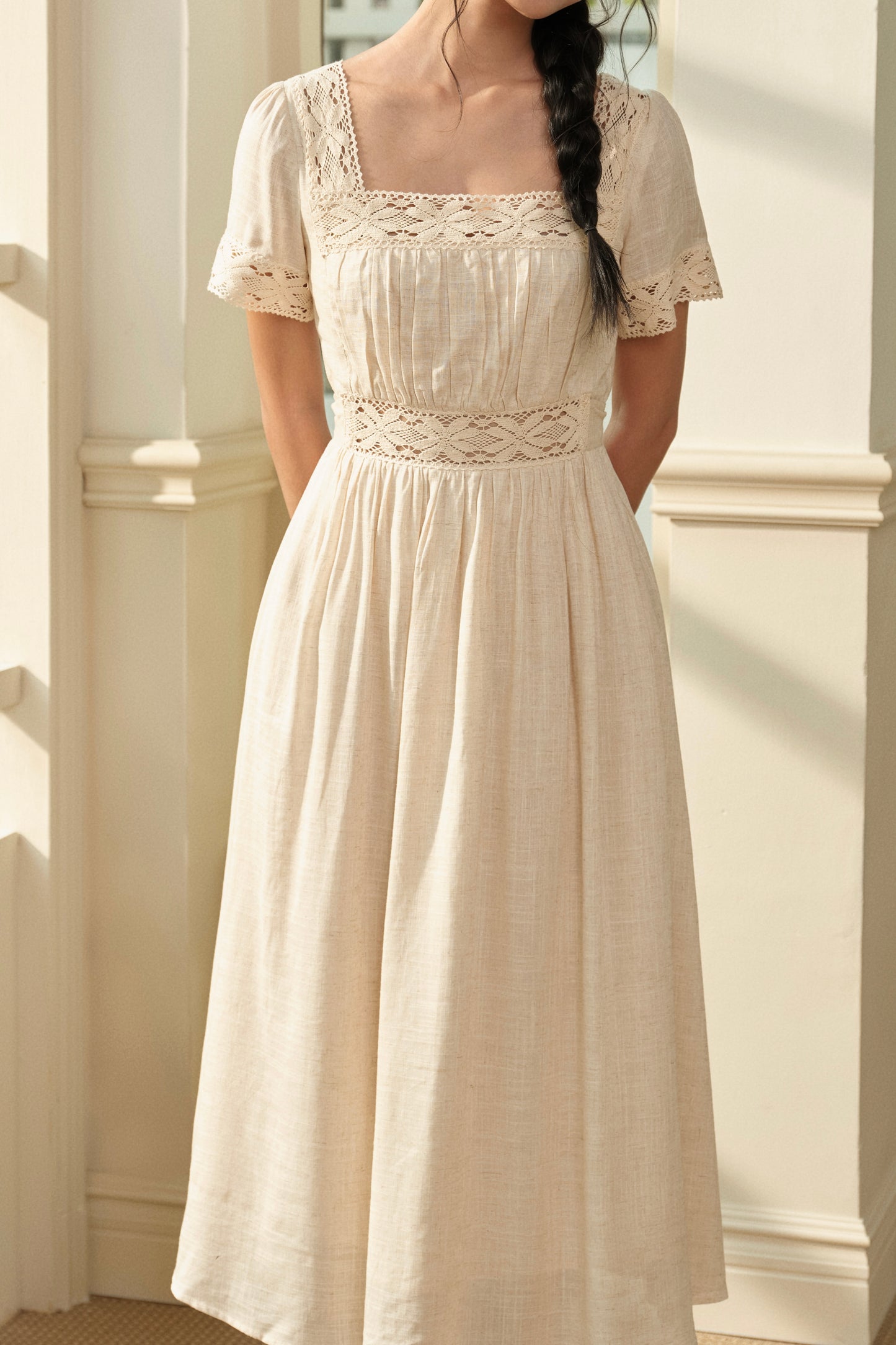 Xenia dress in Natural Linen