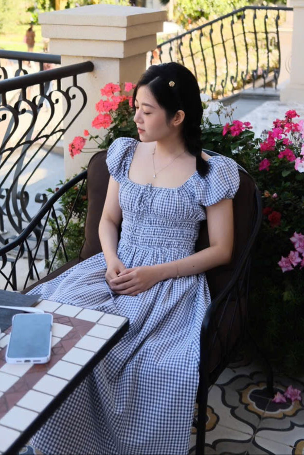Lucy dress