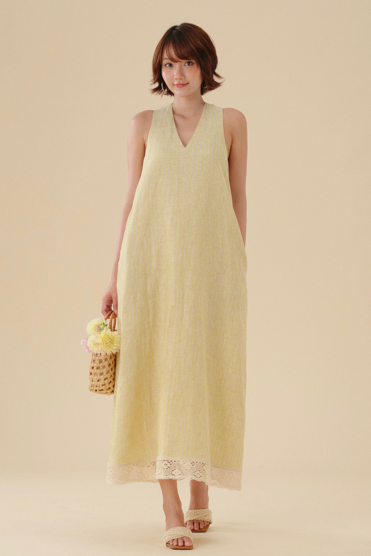 Cynthia dress in Honey