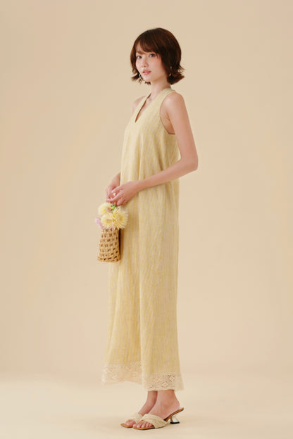 Cynthia dress in Honey