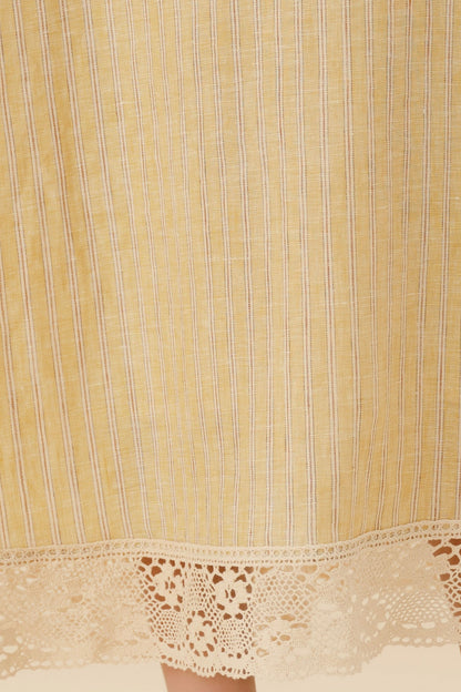 Cynthia dress in Honey