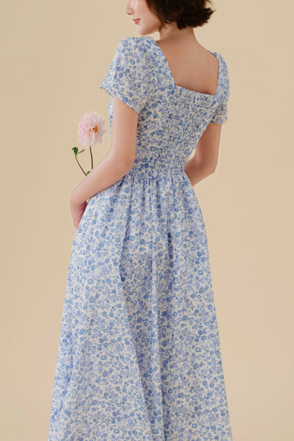 Petra dress in Flax – Flower Blue
