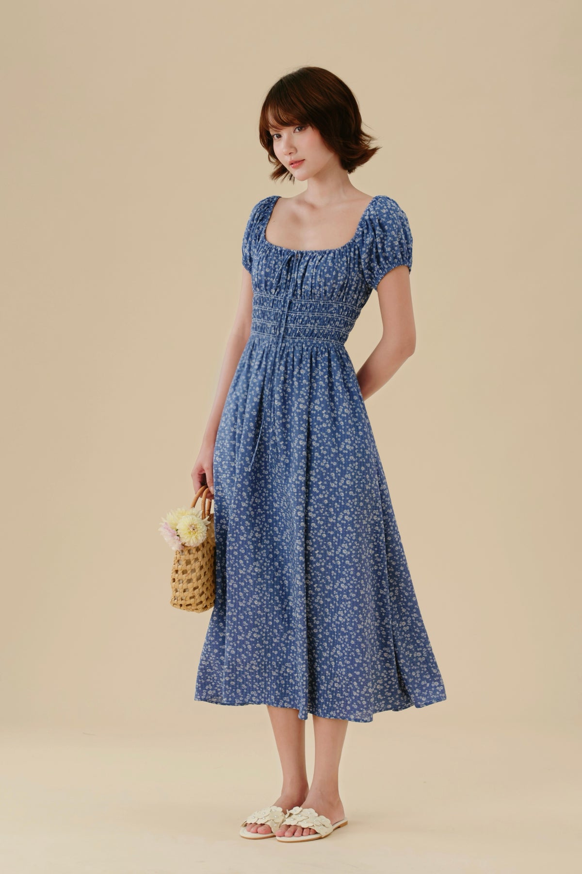 Lucy dress in Blue Daisy