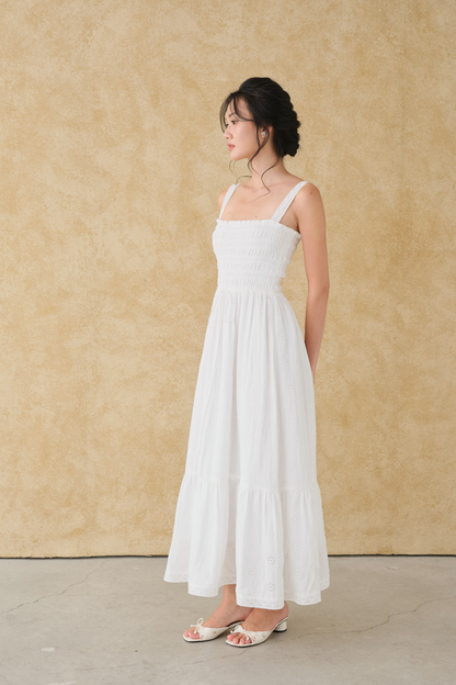 Đầm Colette trắng - muslin thêu 