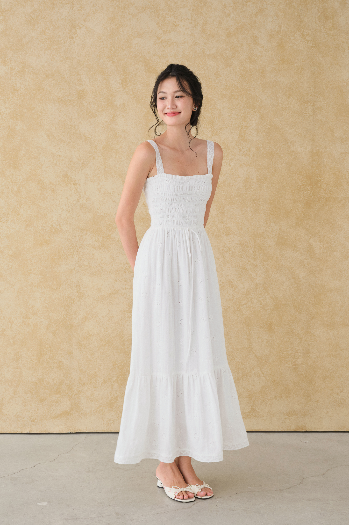 Đầm Colette trắng - muslin thêu 