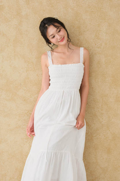 Đầm Colette trắng - muslin thêu 